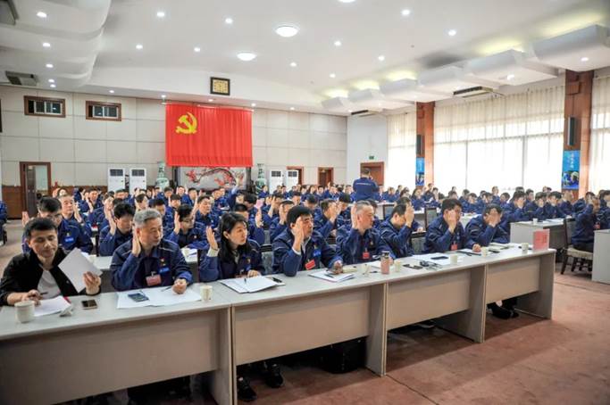 開(kāi)啟新征程 擔(dān)當(dāng)新作為——安彩高科“兩委”換屆工作圓滿完成